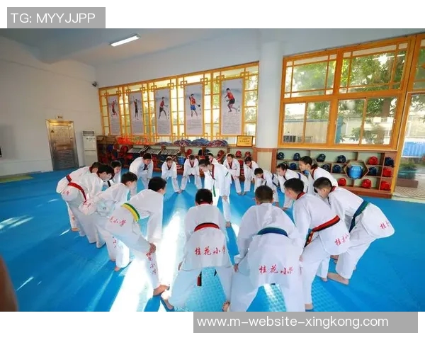 小学体育课后反思与改进建议探索学生身心发展的有效途径